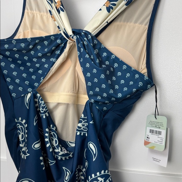 Nani Swimwear - Serengeti Tankini Top - Picture 5 of 5